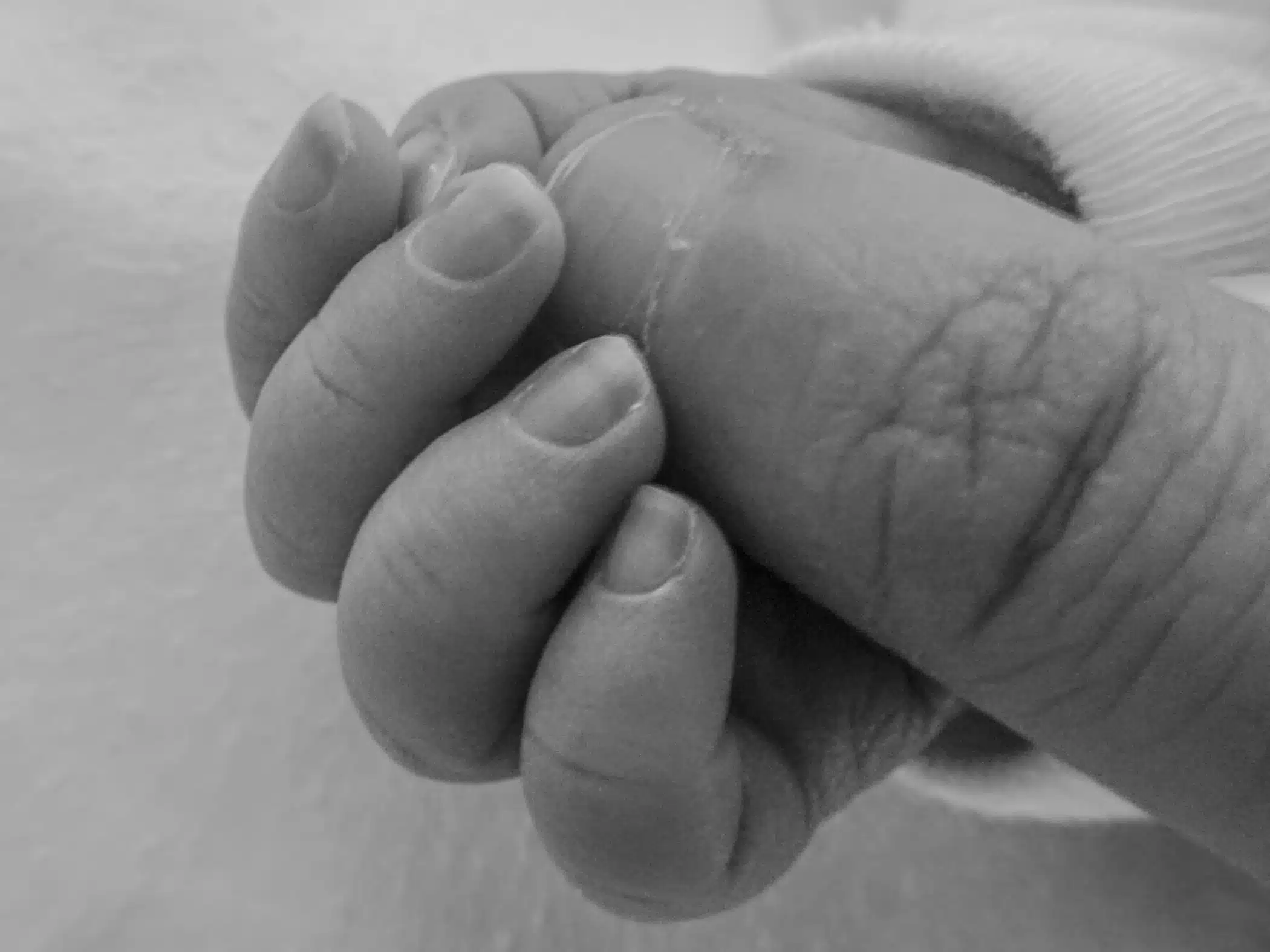 Collectif de photographes « Regards Etoilés » l_atelier_revoc_cécile_clémence_photographe_val_de_travers_neuchâtel_photographie_deuil_perinatal_hôpitaux_Suisse_regards_étoilés_bénévole