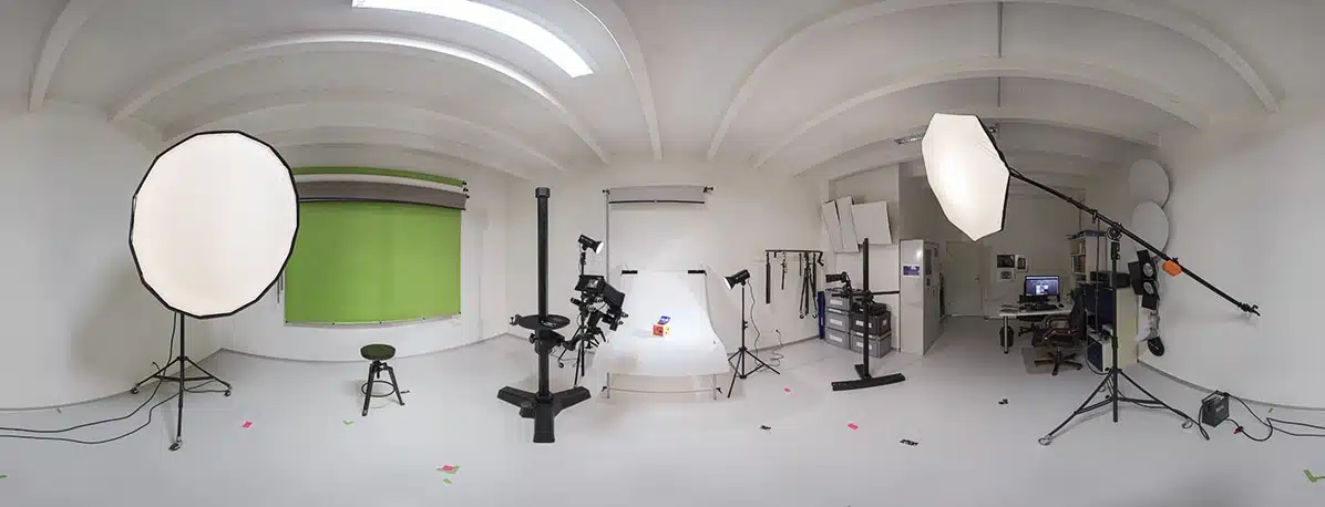 360 ° du studio de L'Atelier Revoc' dans le canton de Neuchâtel.