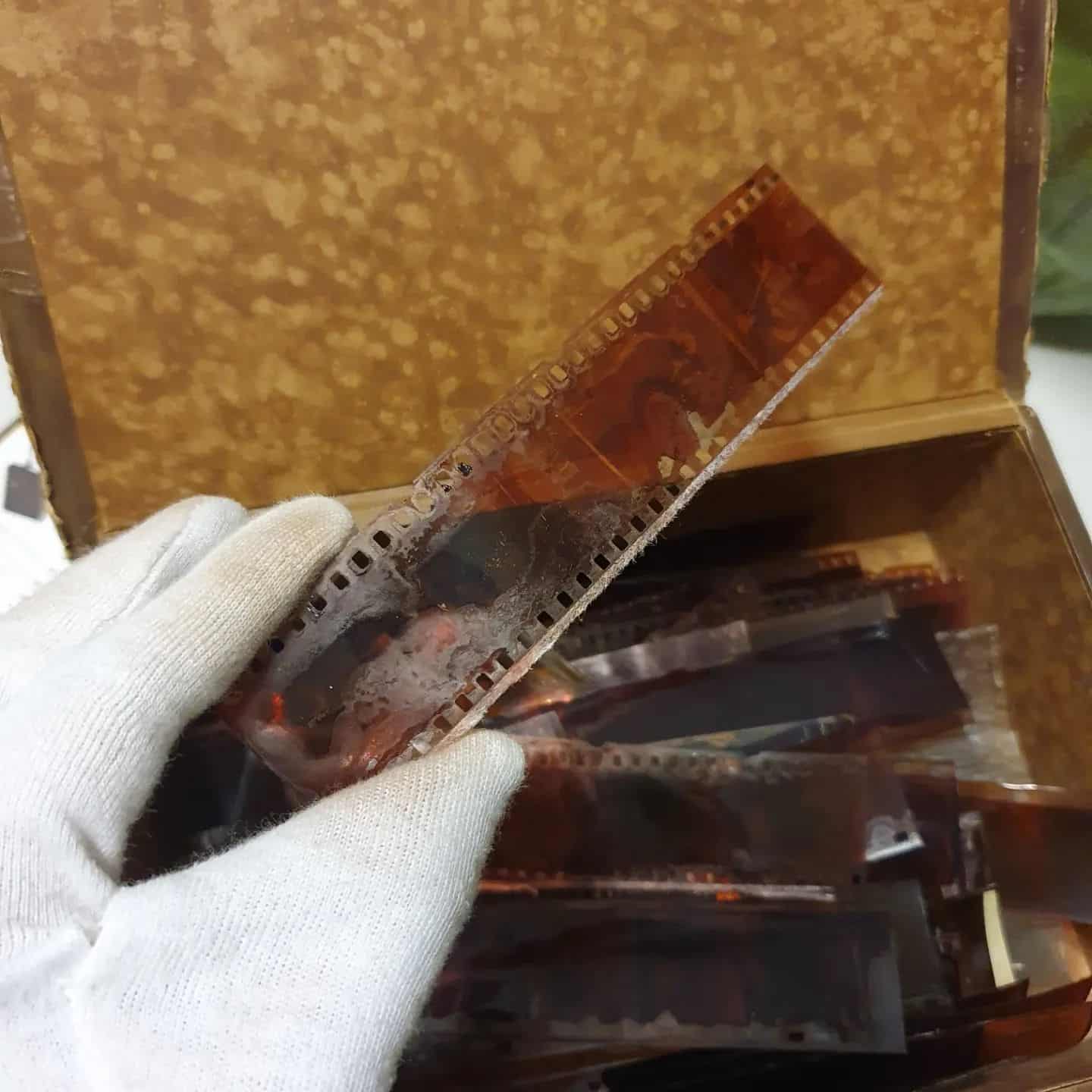 Numérisation de film argentique pour un archivage ou un agrandissement d'impression dans le canton de Neuchâtel.
