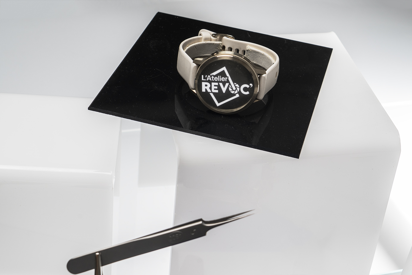 Accessoires pour photographie d’horlogerie – Studio Revoc’ Accessoires pour la photographie de montres et d’objets d’horlogerie au studio Revoc’